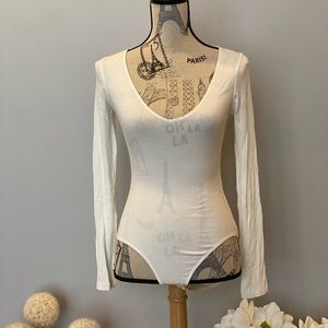 Forever 21 - White Long Sleeve, V-Neck Bodysuit
